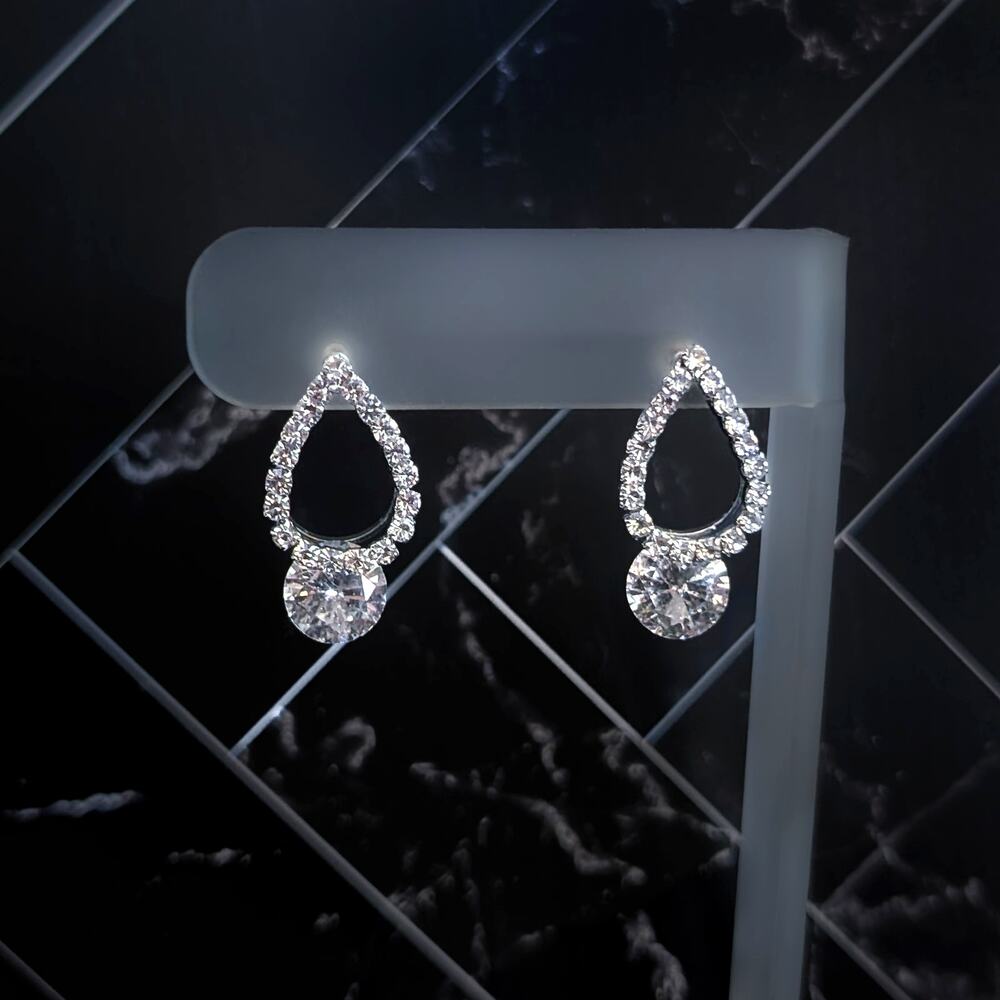 Vintage Stud Earrings Clear Gem Stylish with Dangle